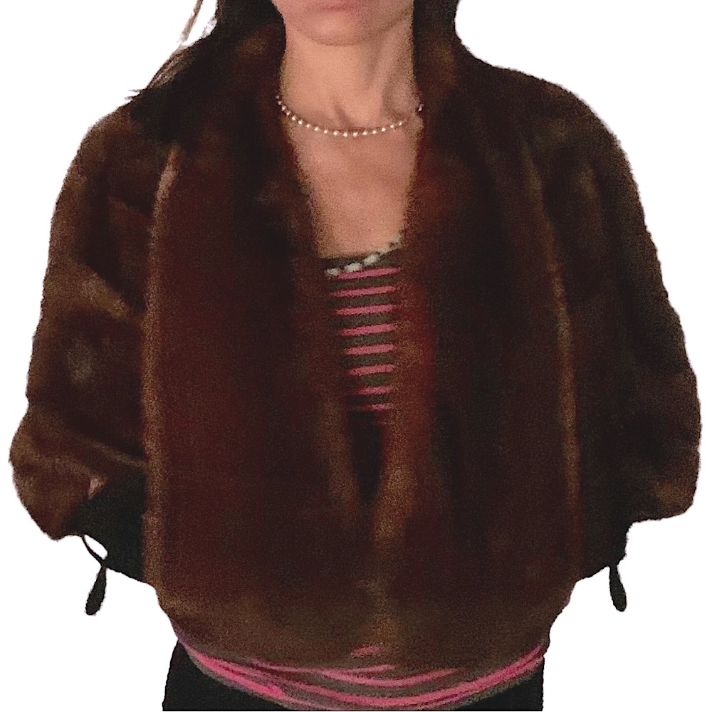 Firm 🤑 Bloomingdale’s fur salon mink. Beautiful brown color - Picture 7 of 8